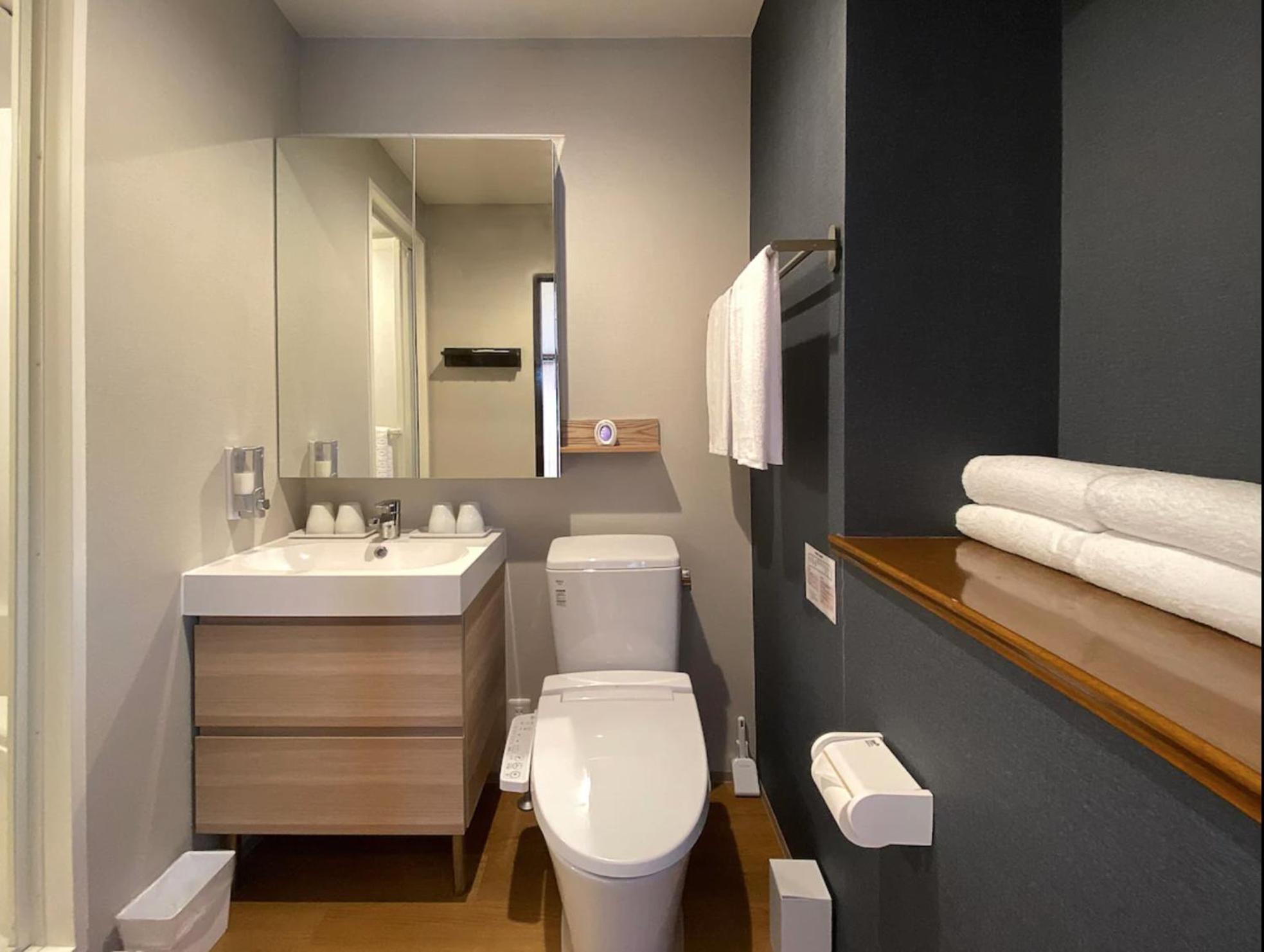 My Home Inn Izumisano Bagian luar foto